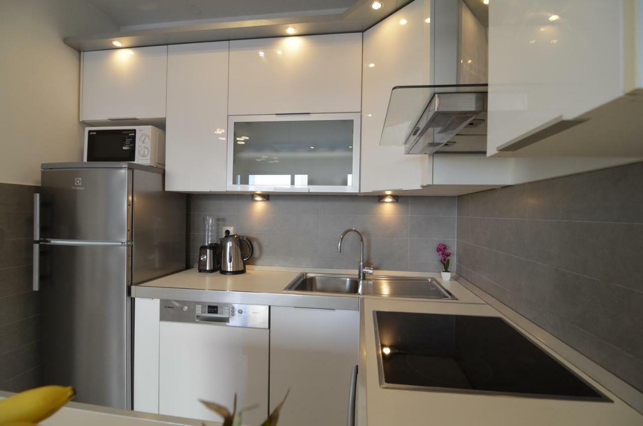 Split Apartment Sinisa Экстерьер фото